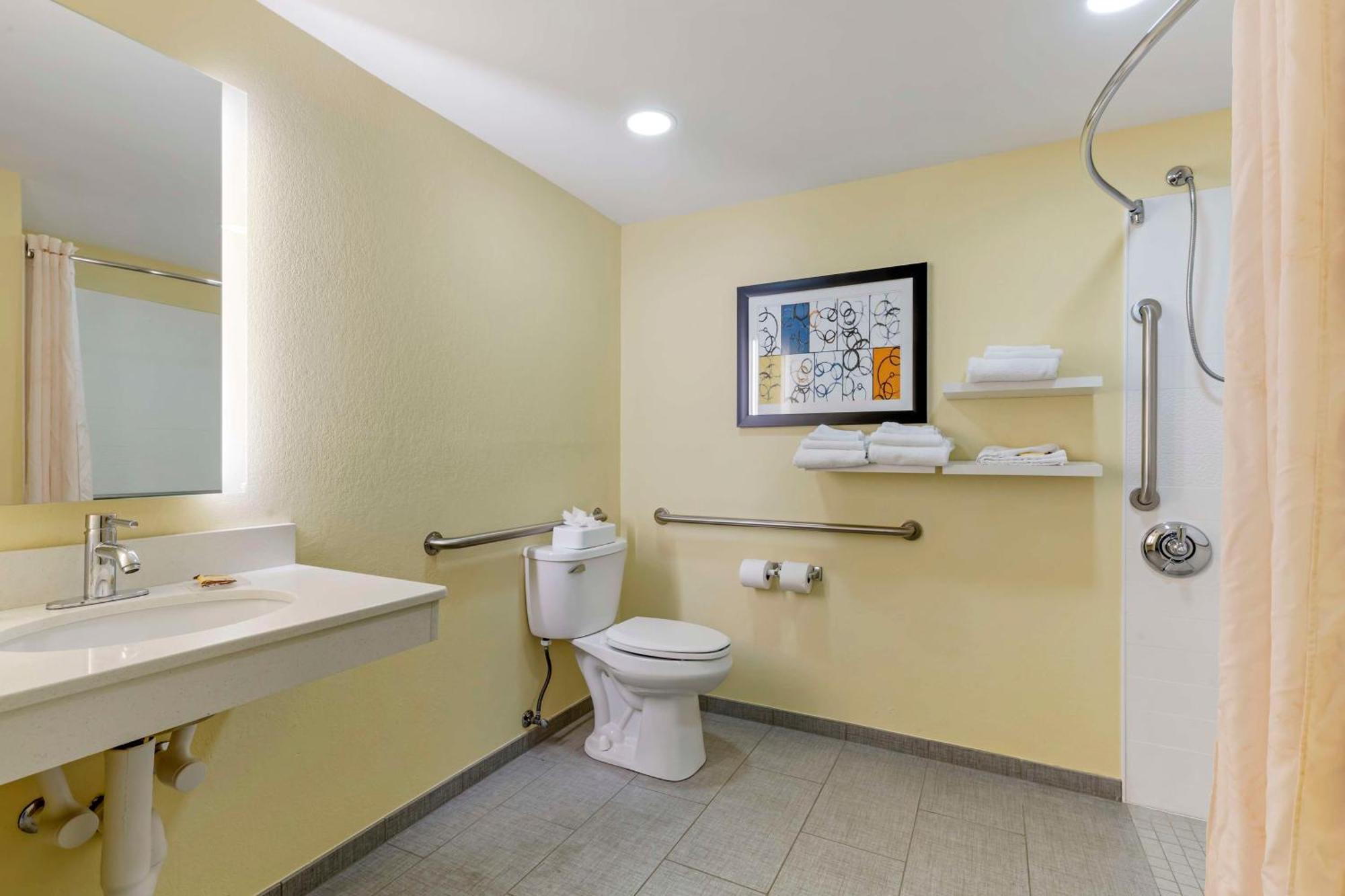 Best Western Plus North Shore Hotel Danvers Exterior photo