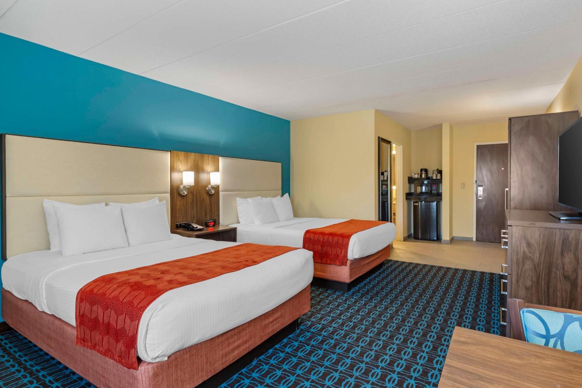 Best Western Plus North Shore Hotel Danvers Exterior photo